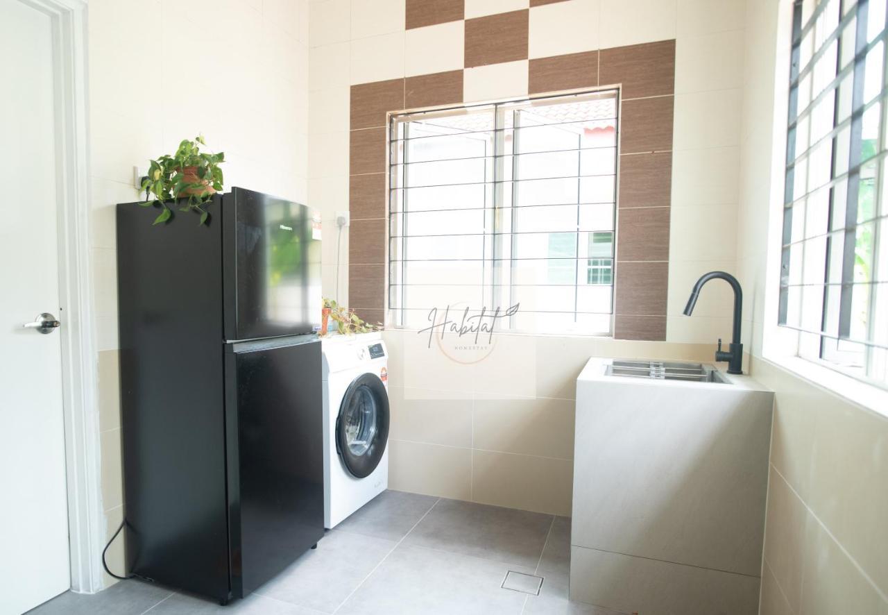 Rumah percutian Habitat Large Semi-d House For 11-13pax Ipoh